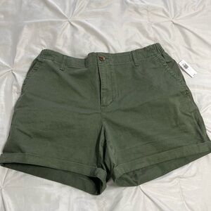 Old Navy Women’s Everyday Chino Shorts